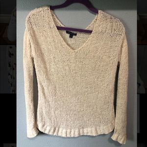 American Eagle Light weight comfy knit sweater